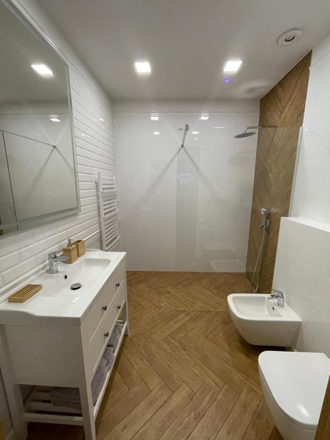 Route 7 Rooms Myślenice Buitenkant foto