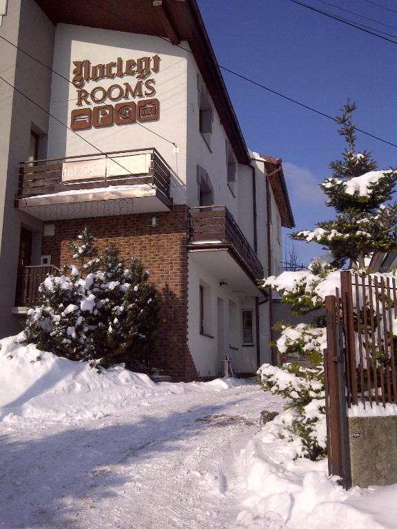 Route 7 Rooms Myślenice Buitenkant foto