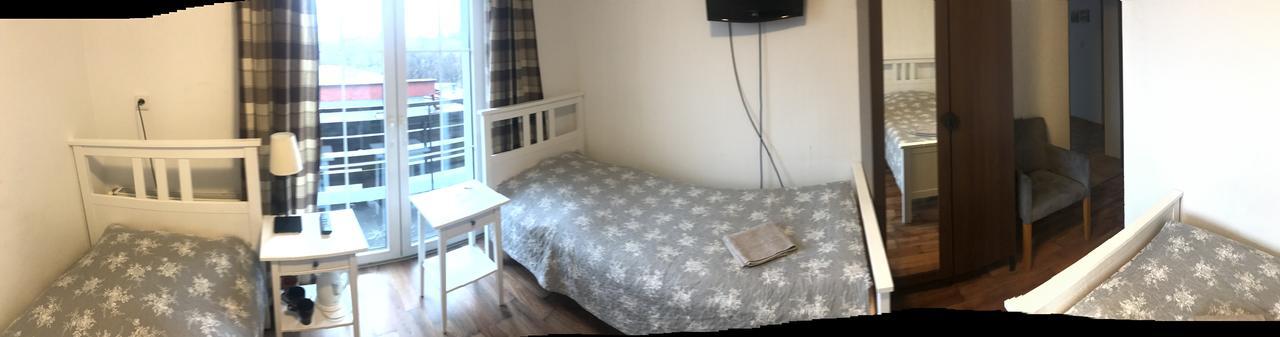 Route 7 Rooms Myślenice Buitenkant foto